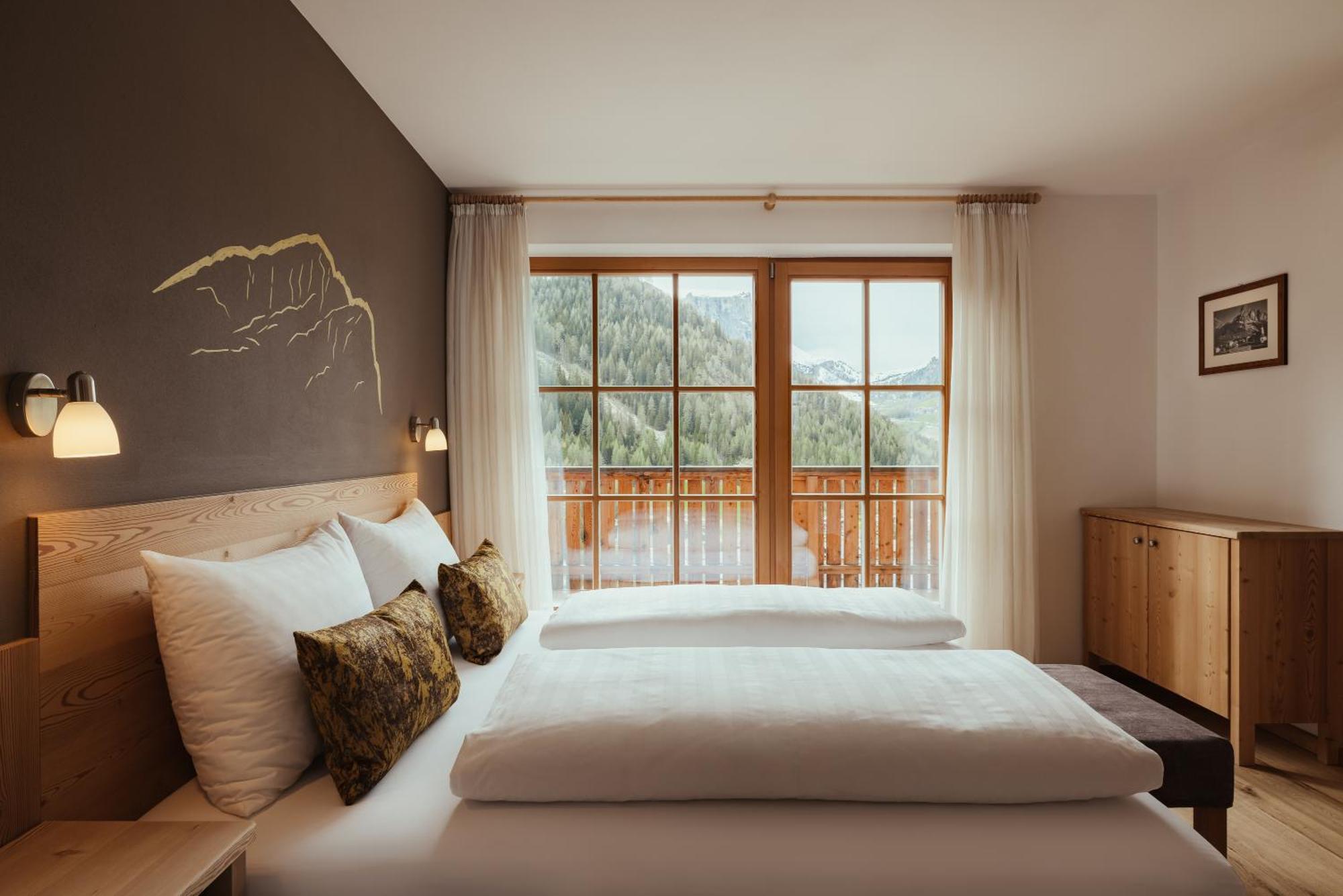 Refugium Laflu Apartments Corvara In Badia Eksteriør billede